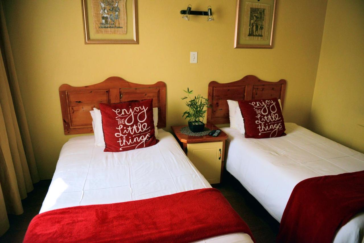 Rita'S Guesthouse Cc Vryheid Dış mekan fotoğraf