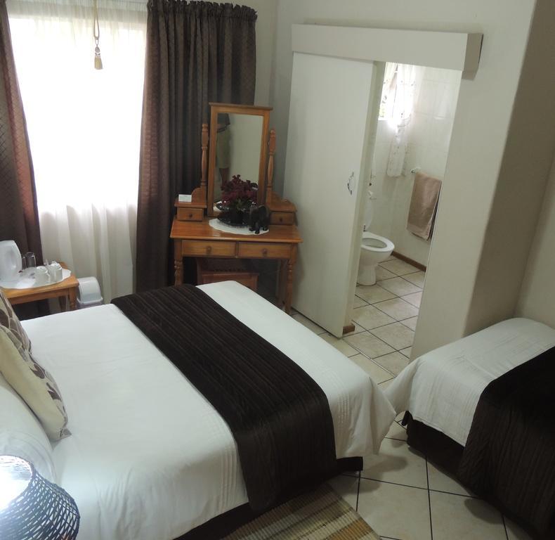 Rita'S Guesthouse Cc Vryheid Dış mekan fotoğraf