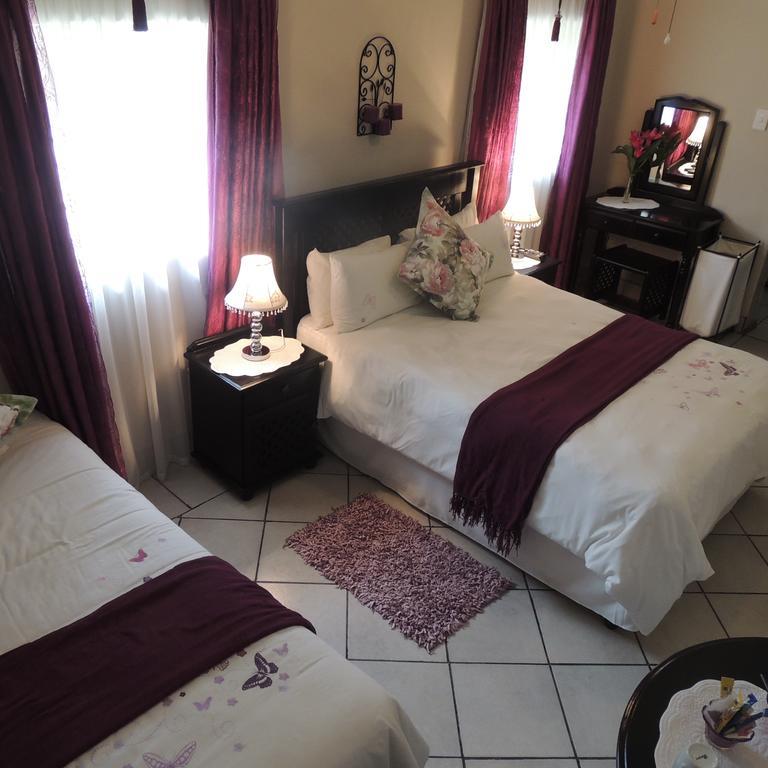 Rita'S Guesthouse Cc Vryheid Dış mekan fotoğraf